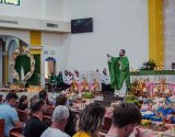 Entre a fé e a colheita, comunidade celebra o trabalho dos agricultores 