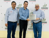 Coagru recebe homenagem do Bradesco pelos 50 anos de história