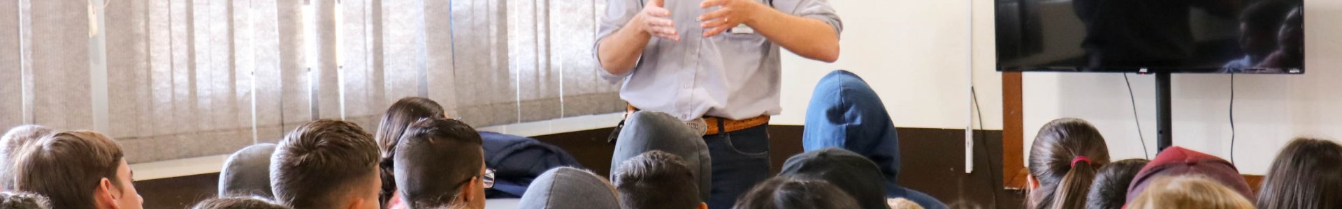 Coagru realiza Palestra Educativa em Escola