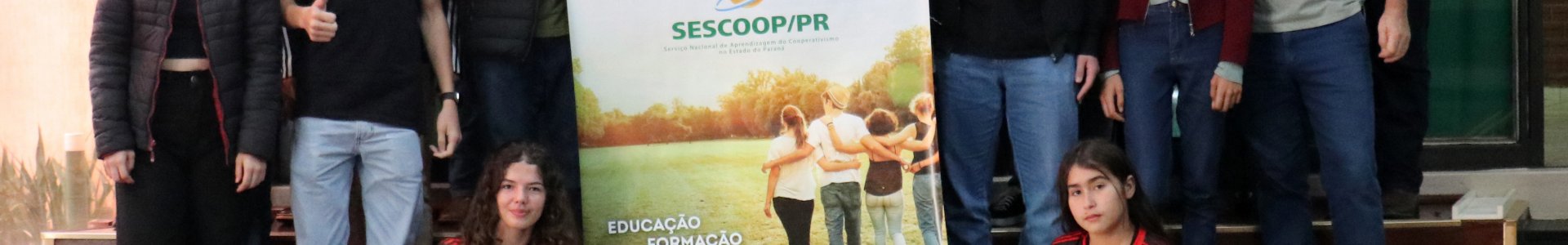 Jovens do Lidercoop Fase II discutem empreendedorismo e sucessão familiar