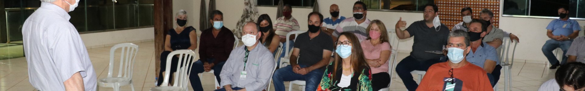 Coagru realiza reuniões com núcleos de avicultores