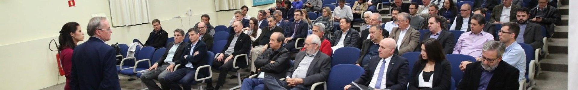 DIRETORES DA COAGRU PARTICIPARAM DO FÓRUM DOS PRESIDENTES