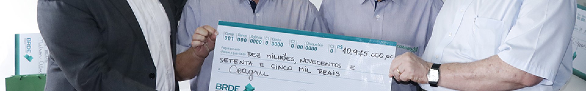 COAGRU ASSINA CONVÊNIO COM O BRDE