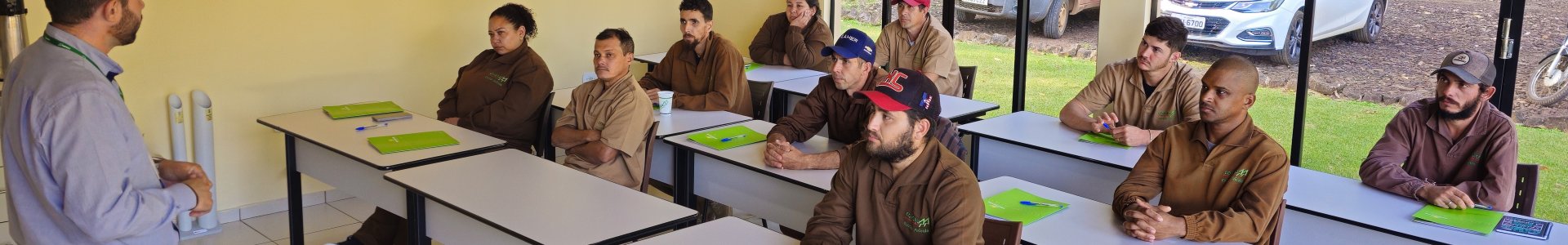 Coagru qualifica mais uma turma de granjeiros