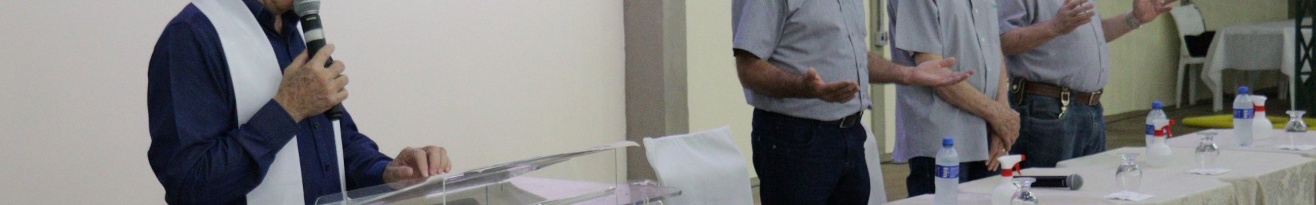 FUNCIONÁRIOS DA COAGRU EM CONFRATERNIZAÇÃO