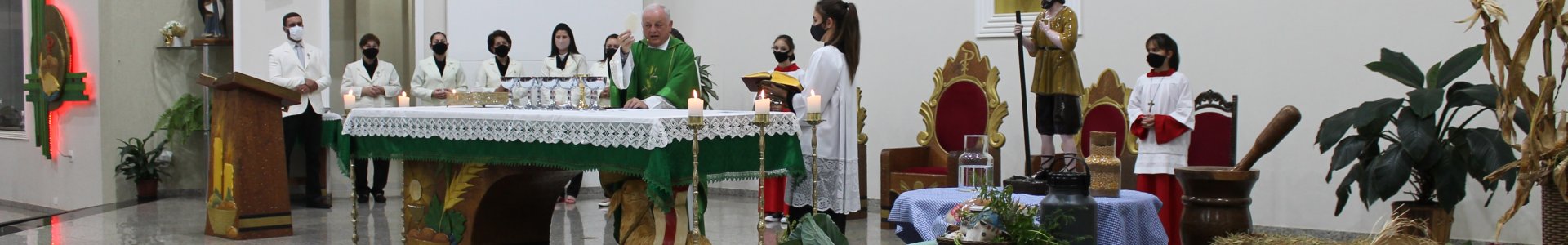 Santa Missa em Ação de Graças pela Colheita foi realizada em Ubiratã