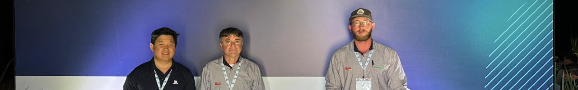 Coagru participa de encontro de cooperativas e visita a estrutura da Nortox