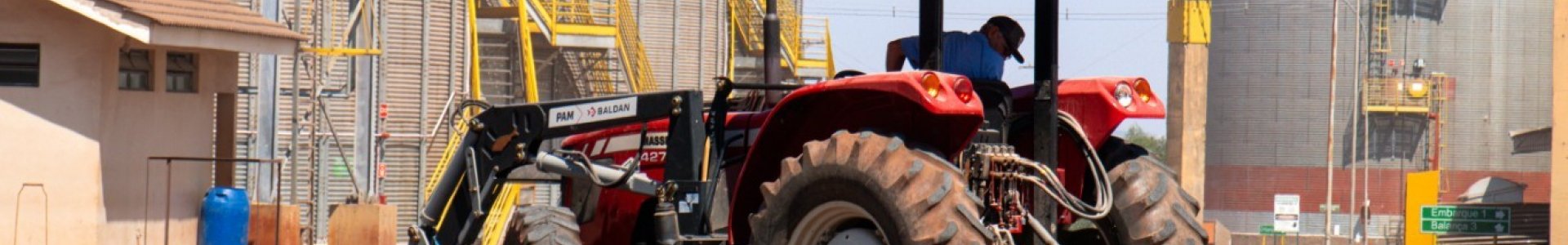 Treinamento NR 11 capacita colaboradores para operação segura de tratores