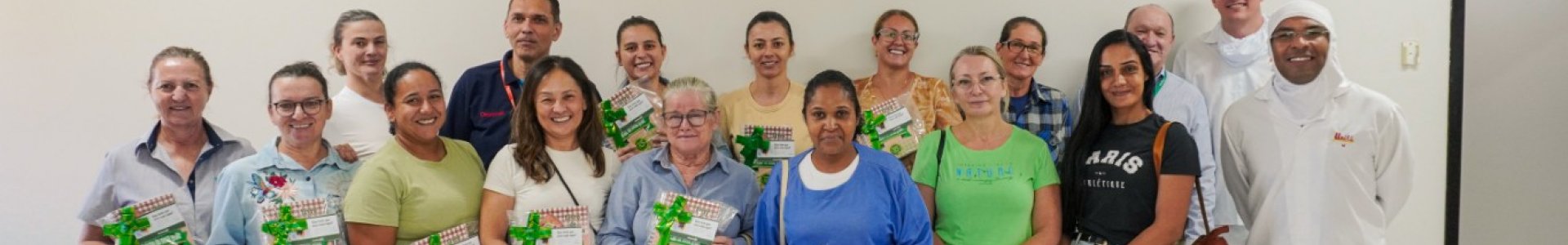 Lideranças do CooperMulher da Coagru visitam instalações da Unitá