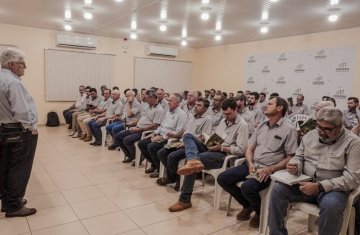 coagru-consolida-expansao-e-destaca-solidez-financeira-em-reuniao-conjunta