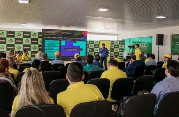 coagru-participa-de-reuniao-sobre-credito-com-banco-do-brasil-no-show-rural