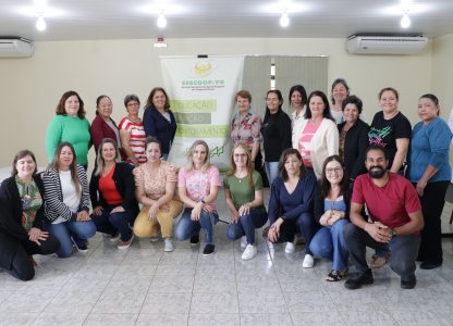 Integrantes do Coopermulher participam de módulo do Projeto Viver Bem