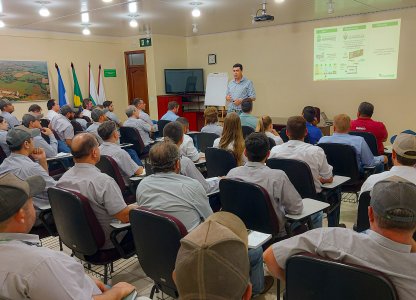 Treinamentos ao Quadro Técnico da Coagru