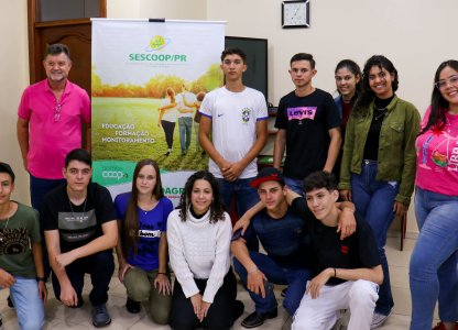 Jovens participam dos modulares do Lidercoop Coagru