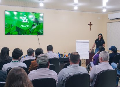 equipe-tecnica-da-coagru-participa-de-treinamento-sobre-tecnologia-de-pulverizacao