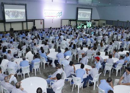 COAGRU REUNIU FUNCIONÁRIOS PARA APRESENTAÇÃO DOS PLANOS E METAS PARA 2019