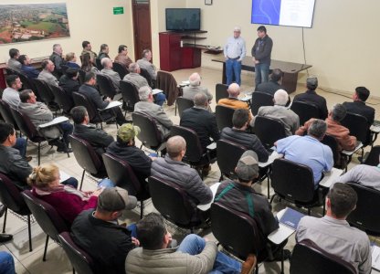 Coagru recebe representantes da Ocepar em reunião do Programa de Autogestão