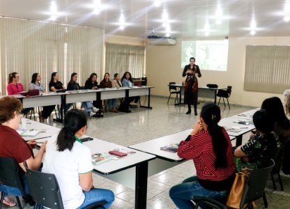 Coagru promove encontro do PDL Associadas com o tema Descomplicando a Economia