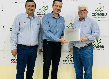 coagru-recebe-homenagem-do-bradesco-pelos-50-anos-de-historia