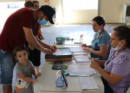 COOPERSAÚDE: Coagru realizou sua campanha de vacinação antigripal