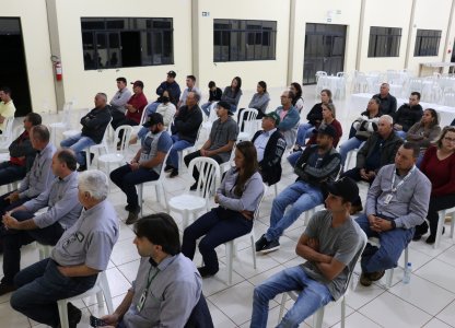Coagru retoma as reuniões de Núcleos de Avicultores