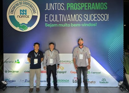 Coagru participa de encontro de cooperativas e visita a estrutura da Nortox