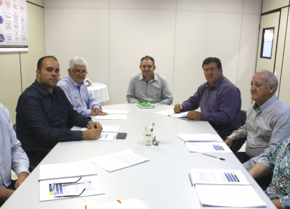 CONSELHO FISCAL DA UNITÁ FAZ AVALIAÇÃO DO SEMESTRE