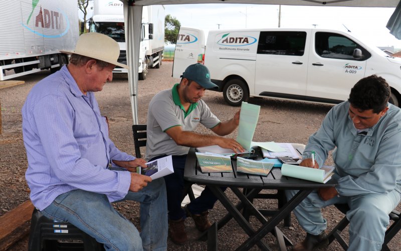 Coagru realiza coleta itinerante em Ubiratã