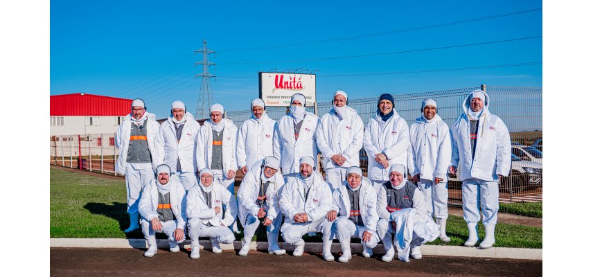Empresários da região conhecem estrutura e tecnologia da Unitá 