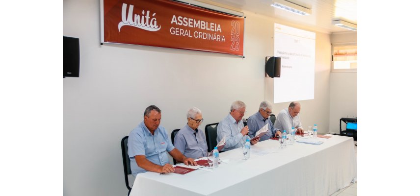 Unitá e Coperflora realizam assembleia