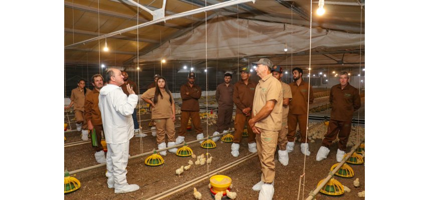 Coagru realiza treinamento na Escola Técnica Avícola