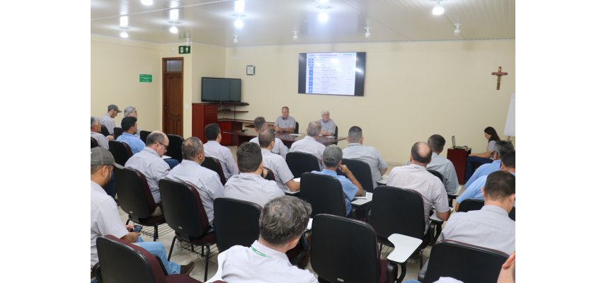Reunião técnica gerencial