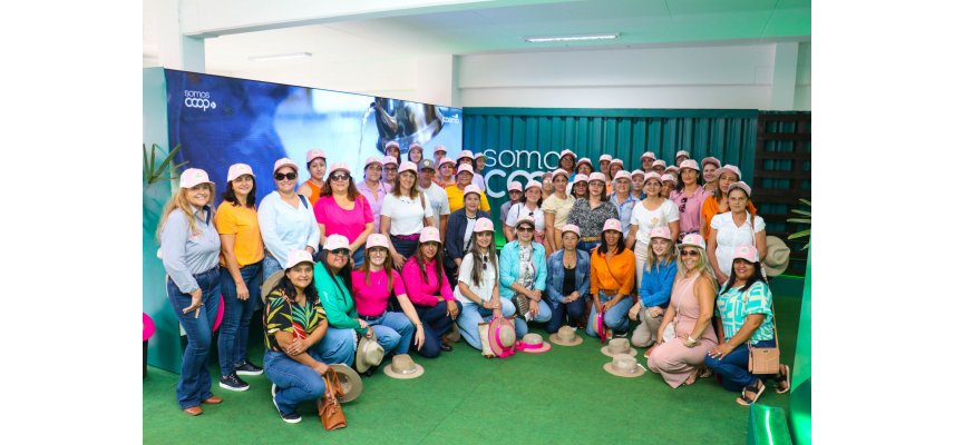 Associados da Coagru visitam a maior feira do agronegócio em Cascavel