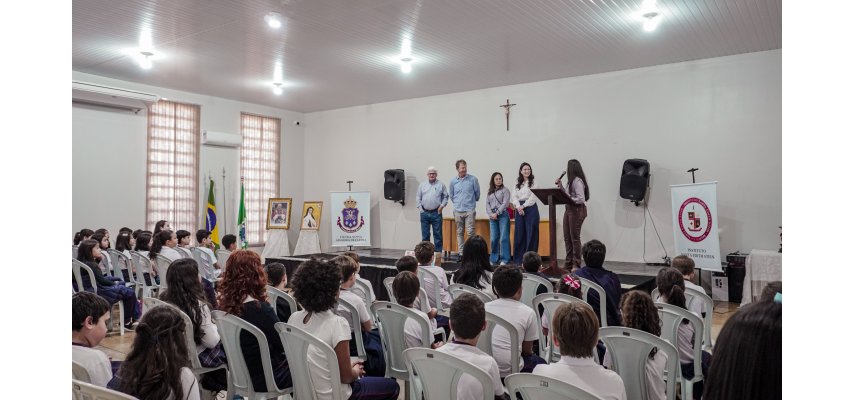 Projeto educativo da Coagru orienta crianças sobre consumo consciente