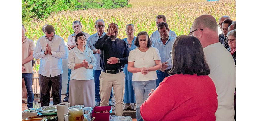 Dona Albertina celebra 103 anos cercada pelo carinho da família e da comunidade