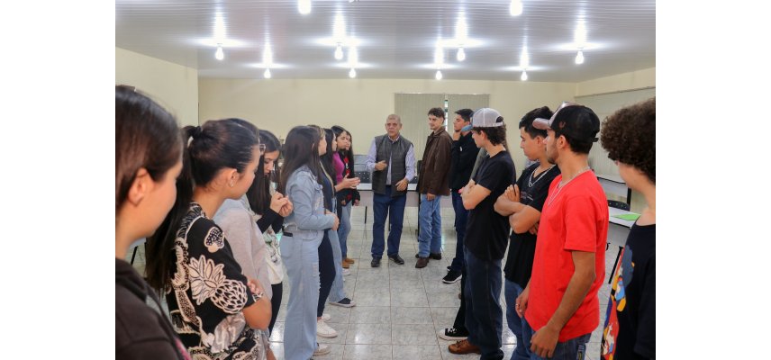 Formação de jovens aborda o poder da diversificação na propriedade rural