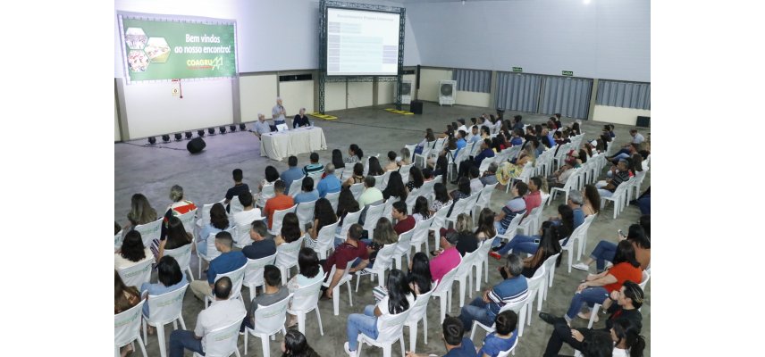 Jovens concluem Lidercoop 2019