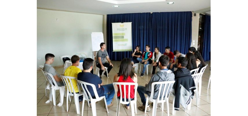 LIDERCOOP FASE II REALIZA CURSO DE EMPREENDEDORISMO COOPERATIVO