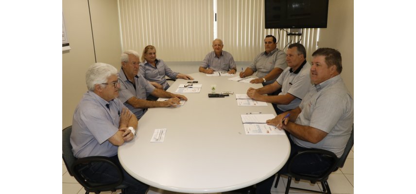 CONSELHEIROS FISCAIS DA UNITÁ ANALISAM O SEMESTRE