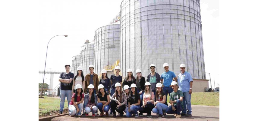 Integrantes do Lidercoop visitaram as Unidades da Coagru
