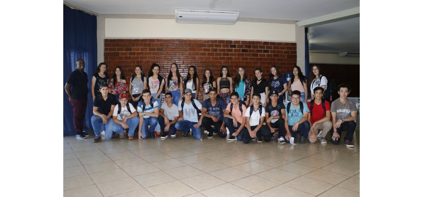 LIDERANÇA JOVEM