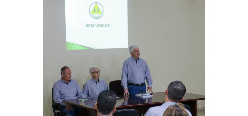 Reunião estratégica avalia metas, resultados e investimentos