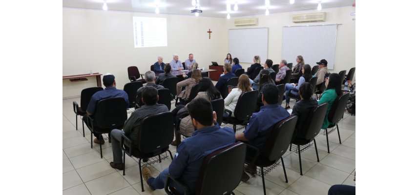 Comitiva de cooperativistas do Mato Grosso do Sul visita a Coagru