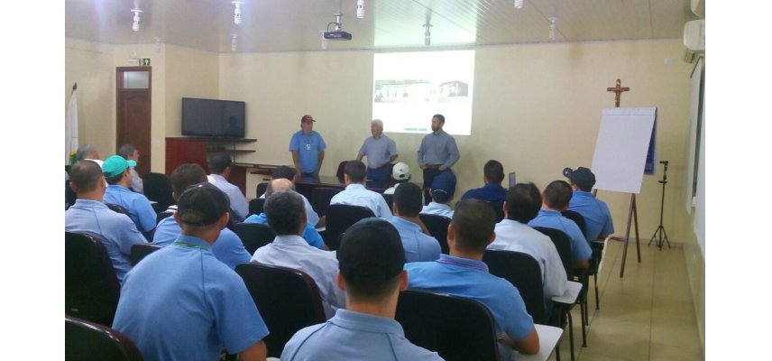 COAGRU REÚNE EQUIPE DO COMPLEXO INDUSTRIAL