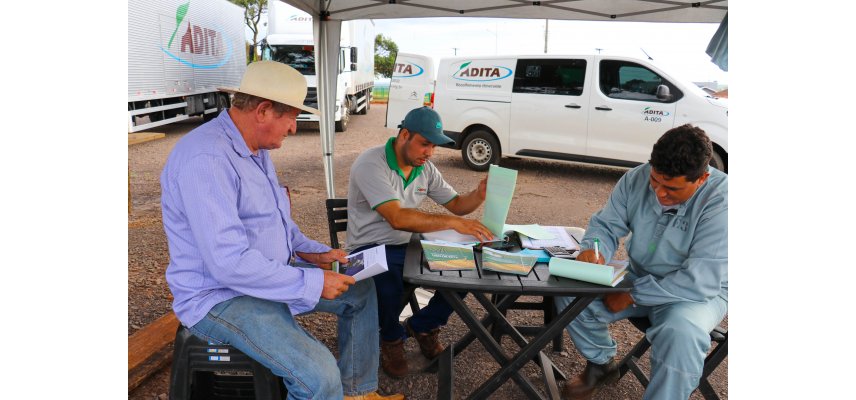Coagru realiza coleta itinerante em Ubiratã