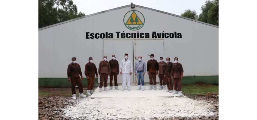 Retomados os treinamentos na Escola Técnica Avícola da Coagru