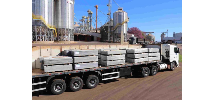 Coagru faz doação de telhas para as famílias atingidas pelo ciclone