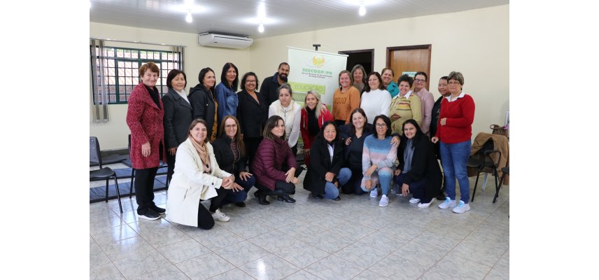 Cursos do Projeto Viver Bem abordam o Protagonismo da Mulher Cooperativista