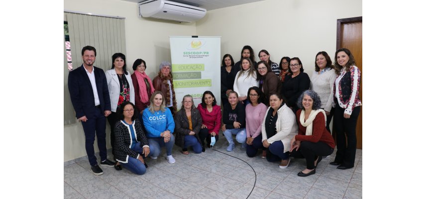 Coagru realiza formação para as coordenações dos Grupos Femininos 