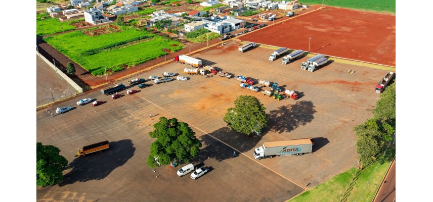 Recolhimento de embalagens de defensivos atende 71 produtores em Ubiratã